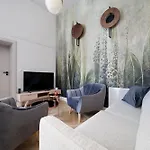 Apartment Downtown - 42m2, Location - By Rentujemy