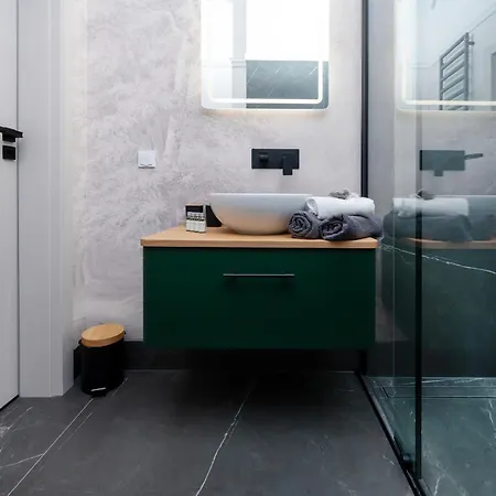 Downtown - 42m2, Location - By Rentujemy Apartment *