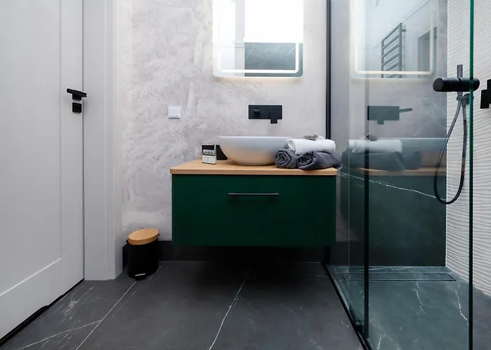 Downtown - 42m2, Location - By Rentujemy Διαμέρισμα *